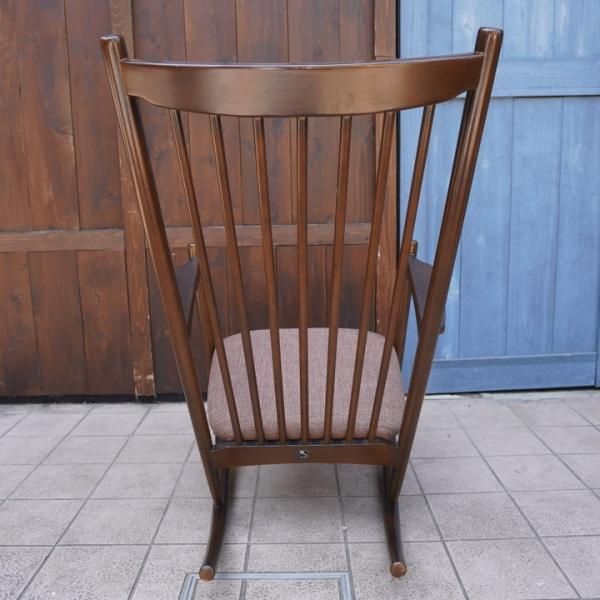 値下げ/鳥取家具のロッキングチェアです。温かみのある質感となめらか