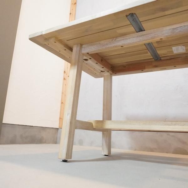 値下げ/unico(ウニコ)の木目を際立たせ、ホワイトウォッシュ塗装が魅力