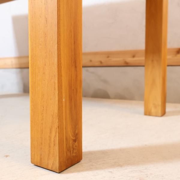 unico(ウニコ)の人気シリーズBREATH(ブレス) チーク無垢材 ダイニング