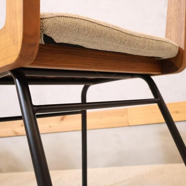 unico(ウニコ)のDIX(ディクス)シリーズのダイニングチェア 2脚セット