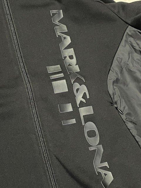 MARK&LONA マーク＆ロナCODEフーディートップ black MCM-4C-AD51- 夜型