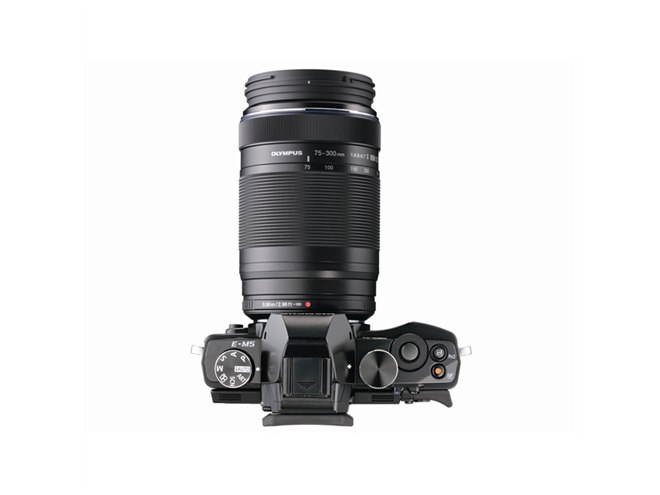 オリンパス、423gの超望遠ズーム「M.ZUIKO DIGITAL ED 75-300mm F4.8