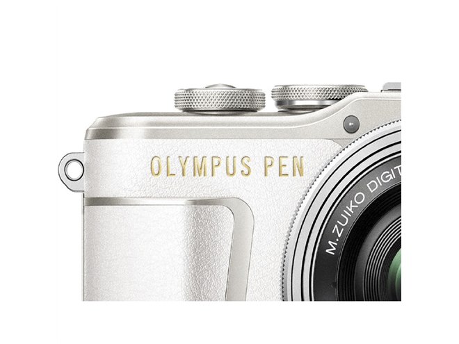 オリンパス、シンプルで上質なデザインの小型ミラーレス「PEN E-PL9