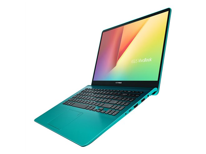 ASUS、エルゴリフトヒンジを採用した15.6型ノートPC「VivoBook S15