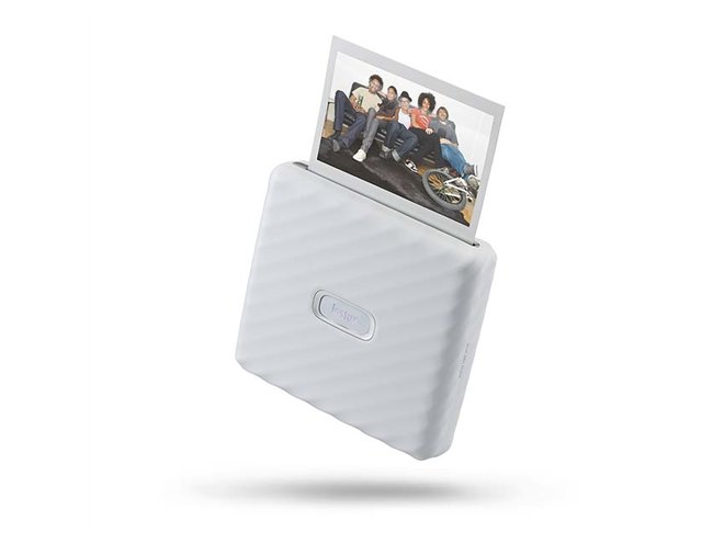 富士フイルム、チェキの2倍サイズを採用したスマホ用プリンター