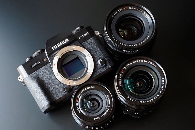 富士フイルム FUJIFILM X-T30 ボディ [ブラック] 価格比較 - 価格.com