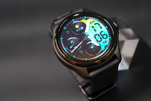 Mobvoi TicWatch Pro 5 Enduro [Obsidian] 価格比較 - 価格.com