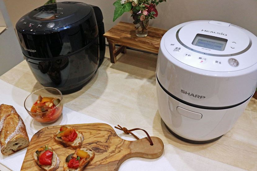 これならひとり暮らしでも使える！ 待望の小さな「ヘルシオ ホット