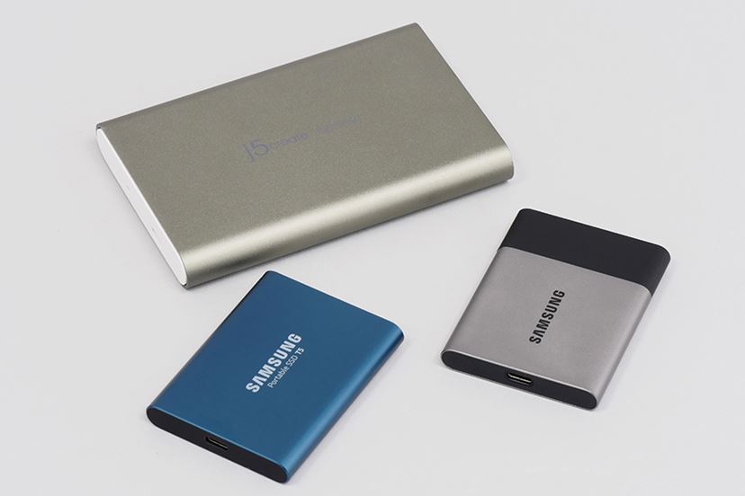 コンパクトでも速い、サムスンの新型ポータブルSSD「T5」の実力を