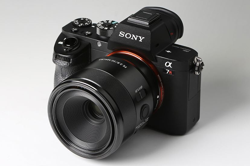 オールマイティーな標準マクロレンズ、ソニー「FE 50mm F2.8 Macro