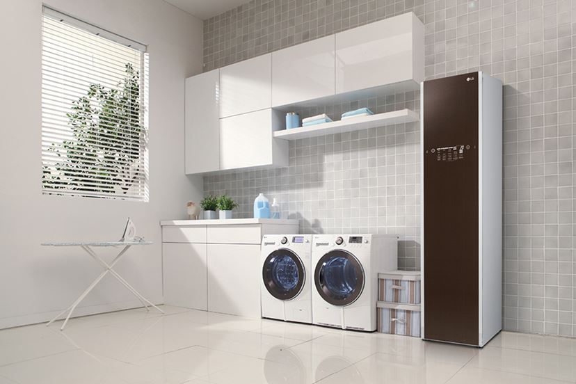 ついに日本上陸！ クローゼット型クリーニング機「LG Styler」を蔦屋