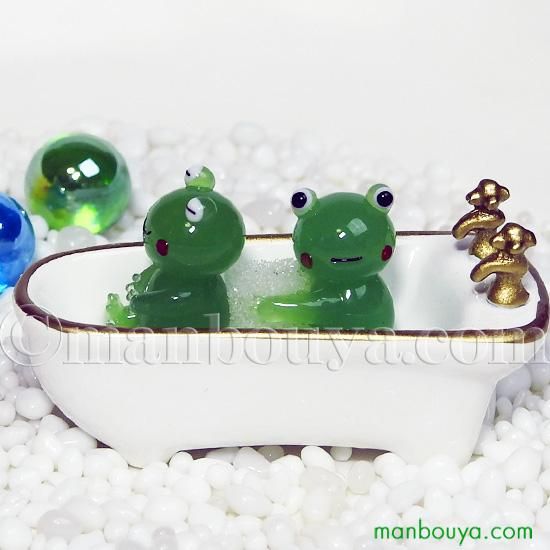 カエル グッズ ガラス細工 置物 ミニチュア 雑貨 フォーカート お背中