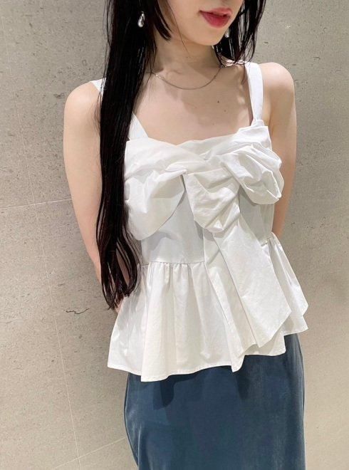 Lily Brown （リリーブラウン)リボンオフショルトップス 24秋冬