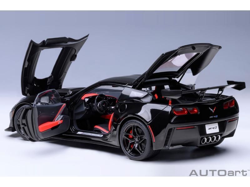 オートアート】 1/18 シボレー コルベット （C7） ZR1 （ブラック