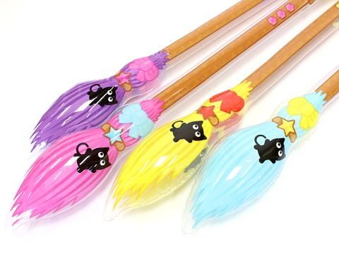 魔法のスティックほうき ｜おもちゃ・縁日玩具・駄菓子・ガチャガチャ