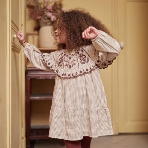 Louise Misha｜ルイーズミーシャ