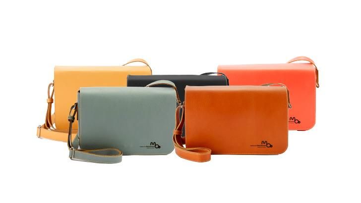 姫路レザーのミニショルダー。シンプルでかわいいメッセンジャーバッグ