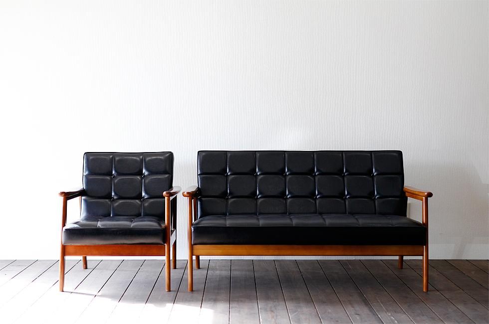 カリモク60 Kチェア2シーターブラックブラック | Plain Table