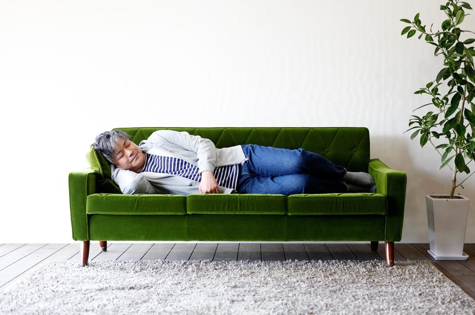 カリモク60 ロビーチェア3シーターモケットグリーン | Plain Table