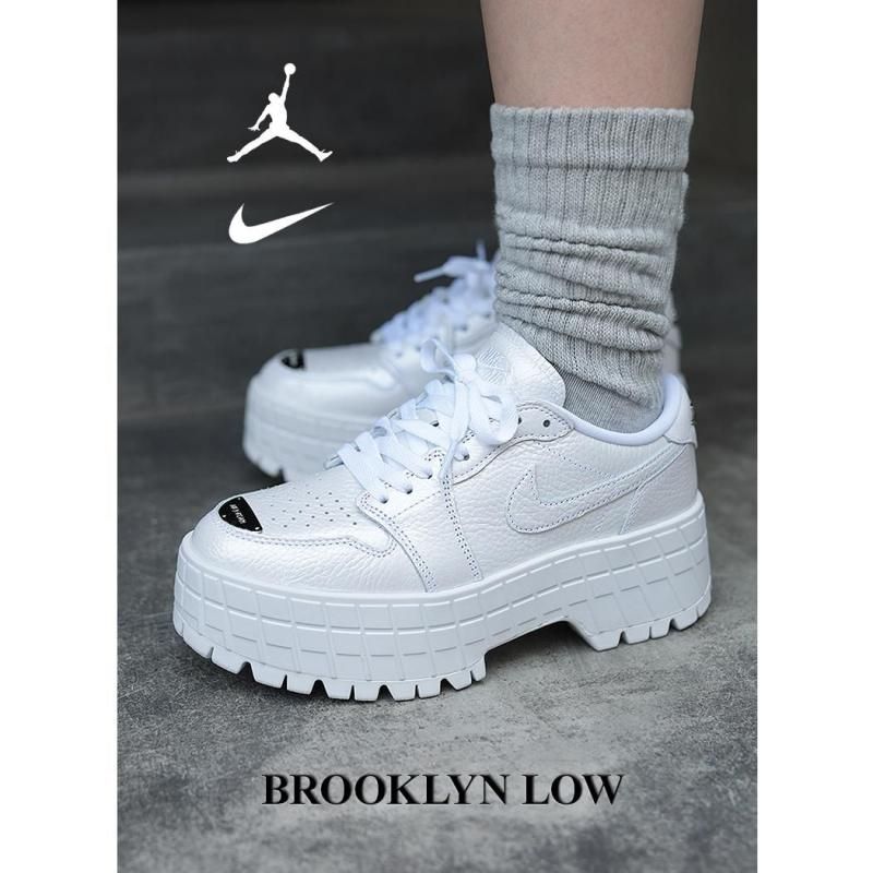 NIKE WMNS AIR JORDAN 1 BROOKLYN LOW METALLIC SILVER ナイキ エア