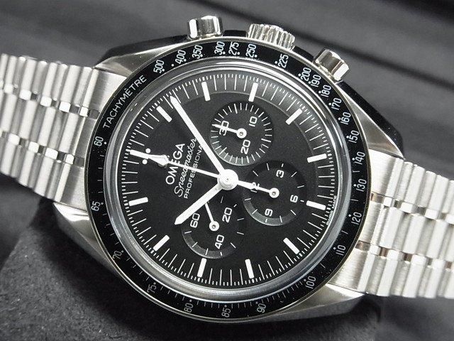 オメガ スピードマスター ムーンウォッチ プロフェッショナル