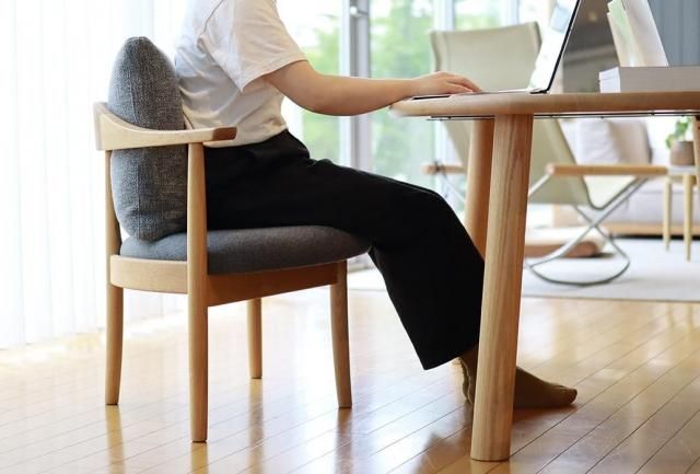 あぐらのかける男の椅子｜低座椅子