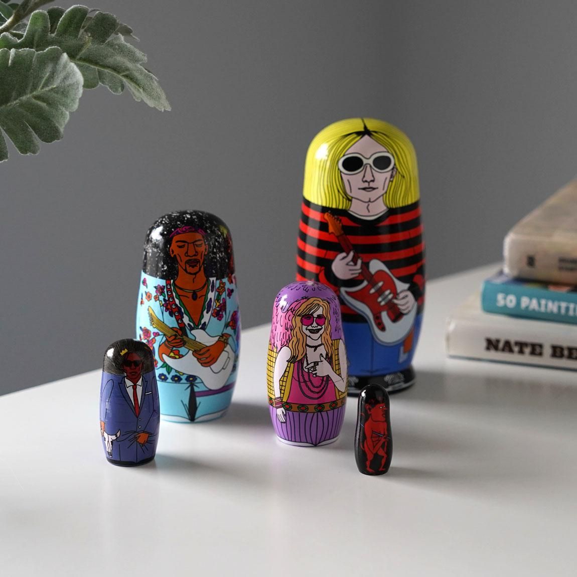 27 マトリョーシカ | アーティスト MIDORI KOMATSU - Anchor Bridge