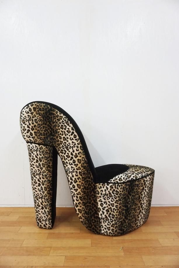 ヒール型椅子 ヒョウ柄