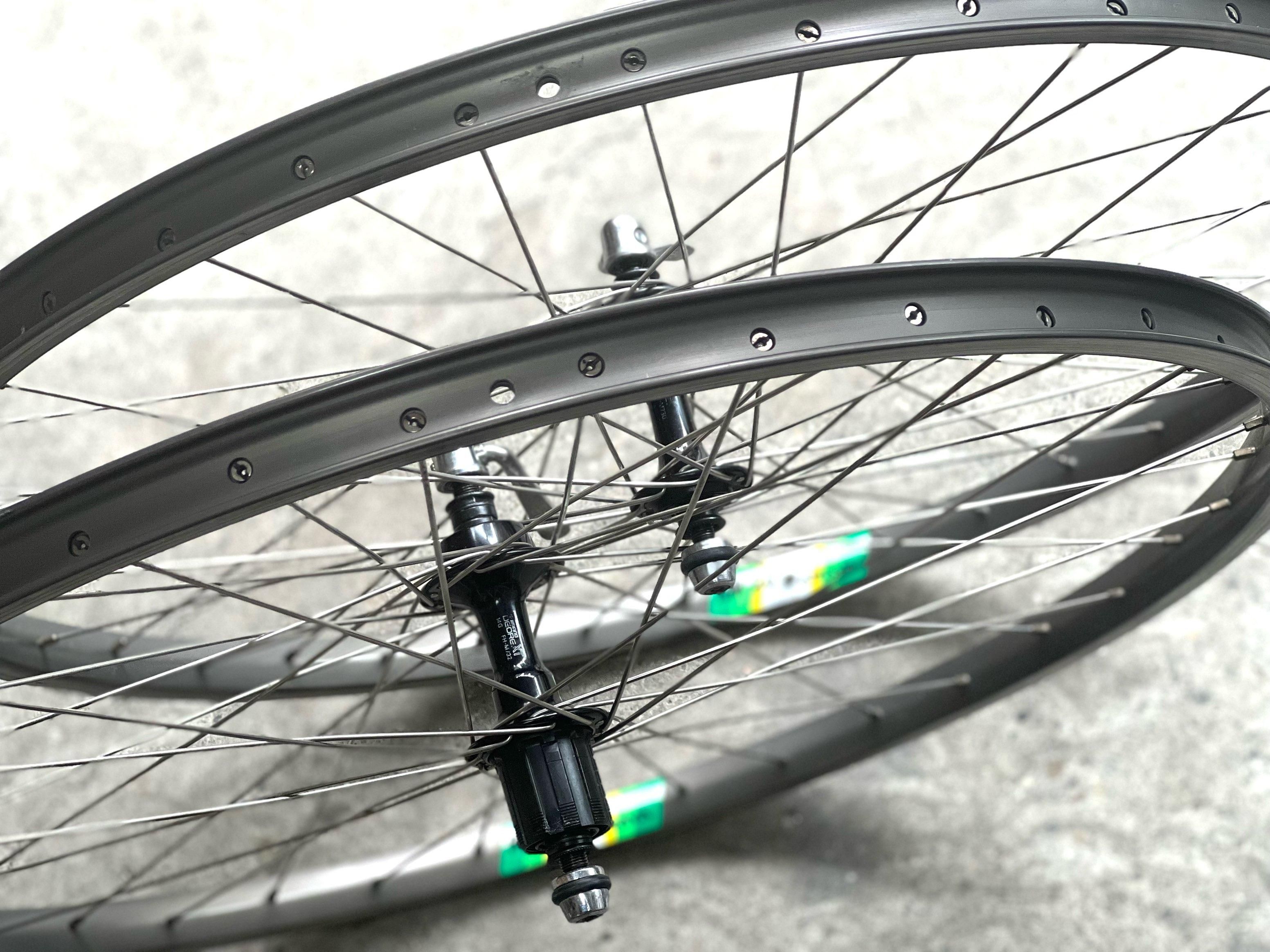 ARAYA (RM-20)× SHIMANO (Deore XT)ホイールセット