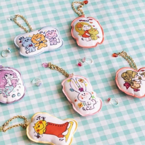 水森亜土 チャームマスコット 3匹のにゃんこ ライトブルー チェーン