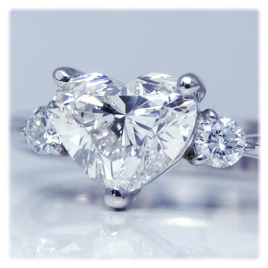 Pt900 ハートシェイプダイヤモンドリング D 1.02ct D 0.12ct