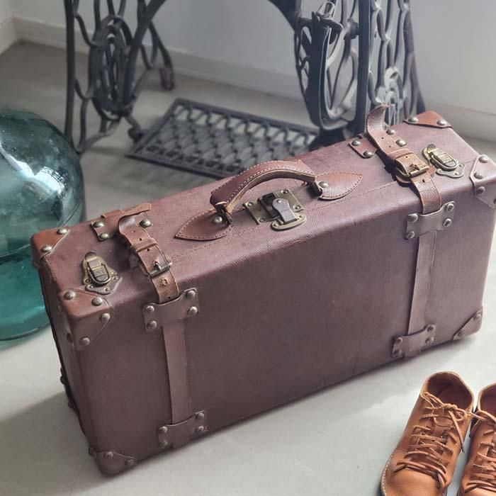 古道具・昭和レトロトランク・ベルト付き | 旅するレトロ雑貨店