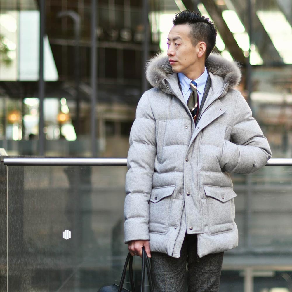 シルク&カシミヤのリッチ感を最大限に活かしたライトグレー！HERNO