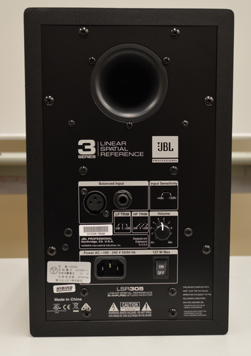 モニタースピーカー】2015年話題のJBL「LSR305」を試してみました