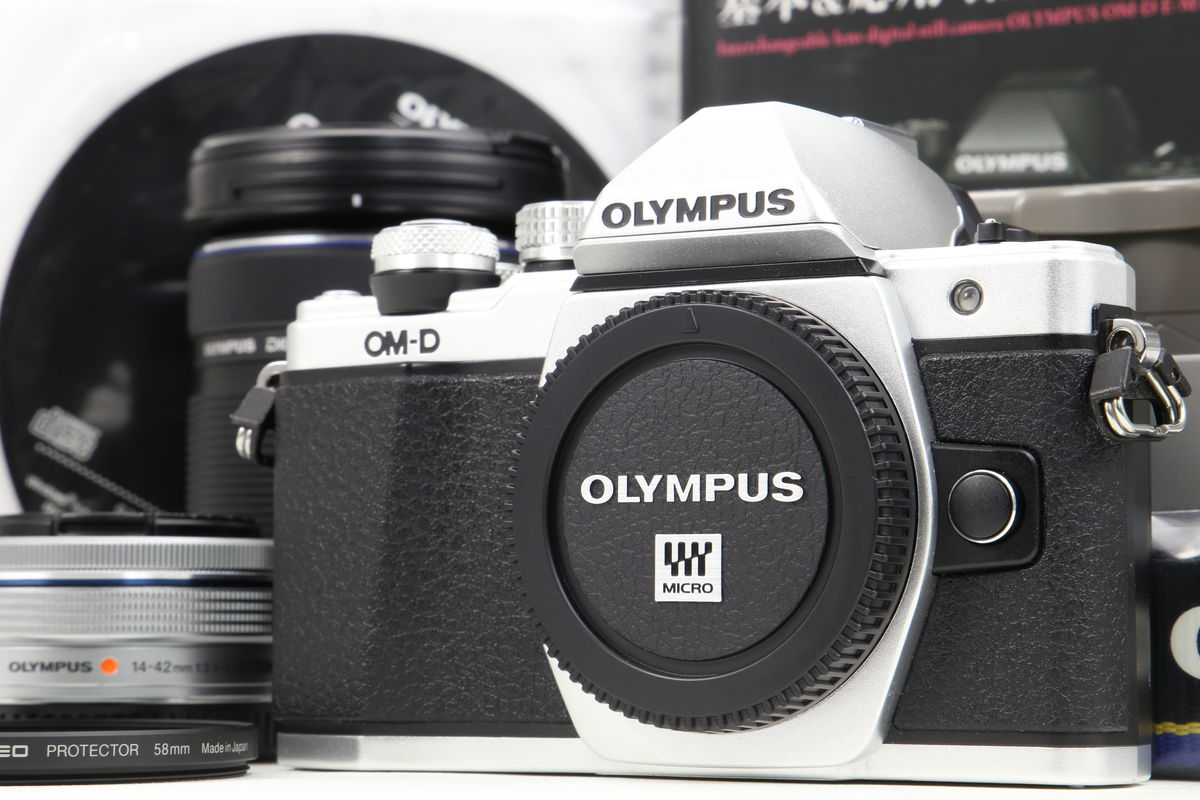 OLYMPUS OM-D E-M10 Mark IIの買取価格・買取実績 | カメラ買取の一心堂