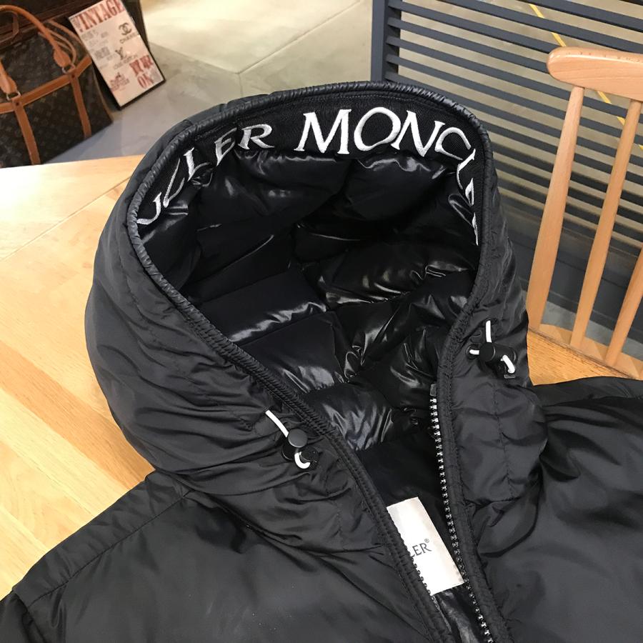 MONCLER（モンクレール） 【良品】モンクレール モンクラ MONTCLA