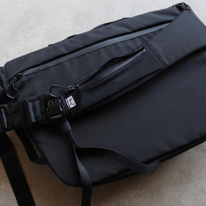 COMFY OUTDOOR GARMENT CMF OUTDOOR GARMENT バッグ 斜め掛け