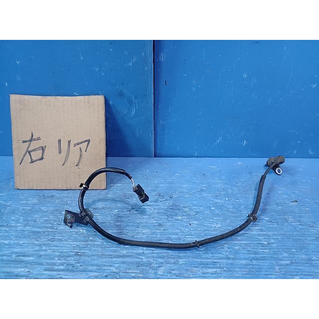 eKスポーツ DBA-H81W 右リアABSセンサー 純正品番MR977421 管理番号