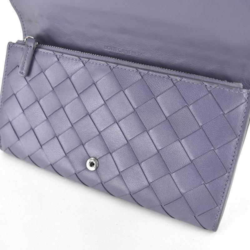 BOTTEGA VENETA（ボッテガ・ヴェネタ） 長財布 フラップ付き 二つ折り