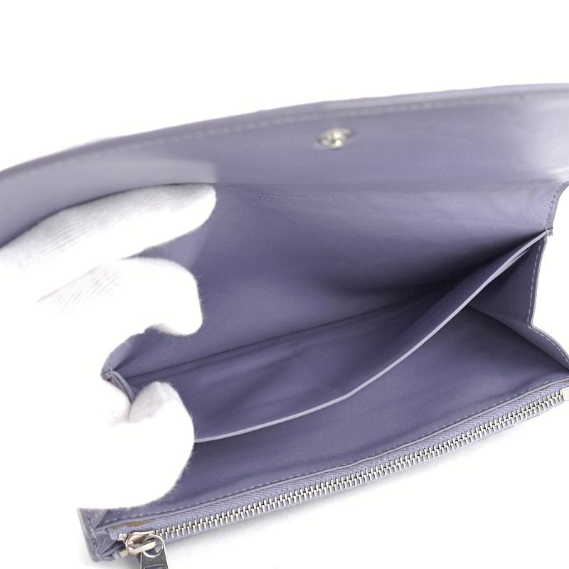 BOTTEGA VENETA（ボッテガ・ヴェネタ） 長財布 フラップ付き 二つ折り