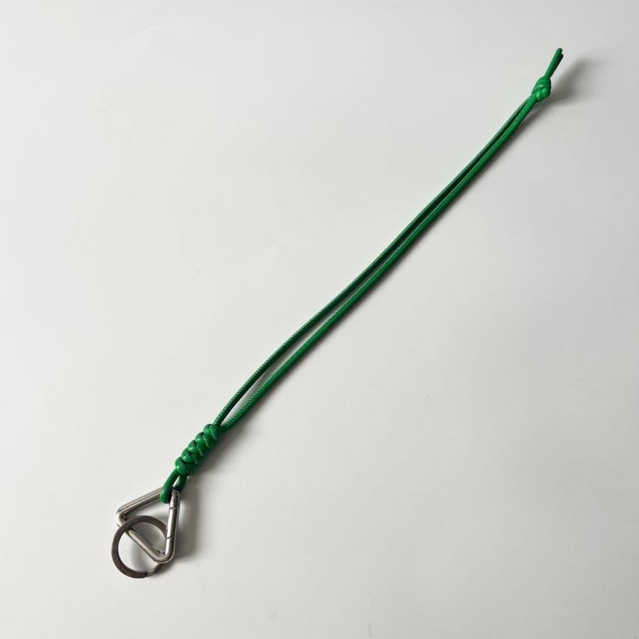 BOTTEGA VENETA ボッテガヴェネタ トライアングル キーリング ネック