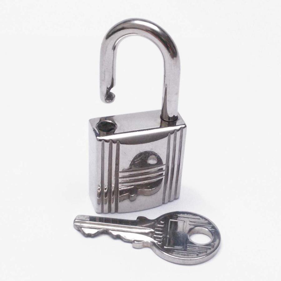 HERMES（エルメス） 【美品】エルメス カデナ 鍵121番 バッグチャーム