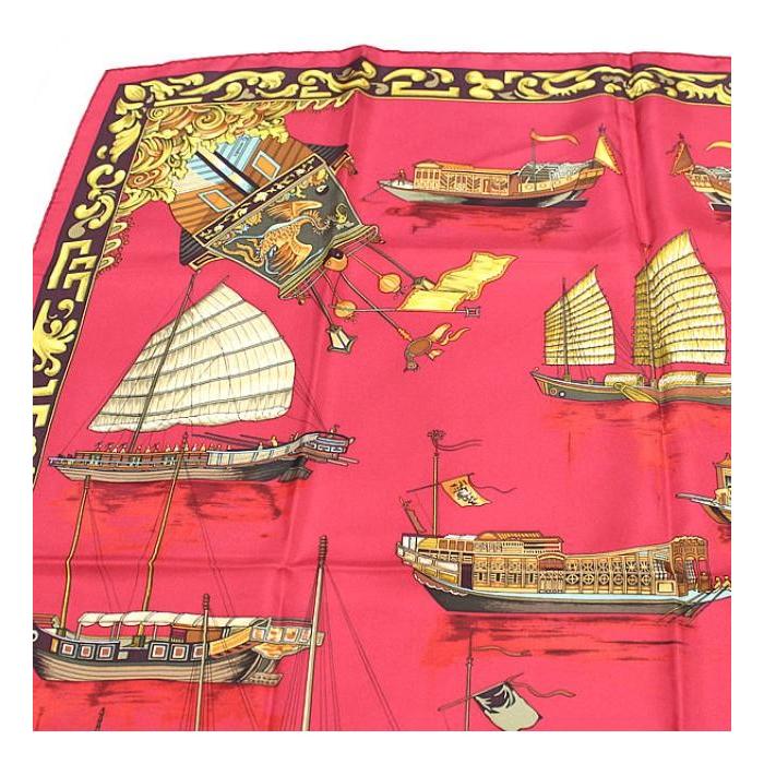 HERMES（エルメス） カレ90 スカーフ『JUNQUES ET SAMPANS』船 赤