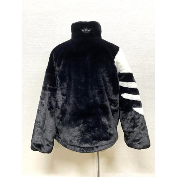 adidas Originals ファートラックジャケット （ブラック/オフホワイト