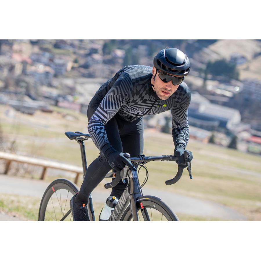 ALE(アレ)サイクルジャージ メンズ 秋冬 [12℃/18℃対応]フィット感