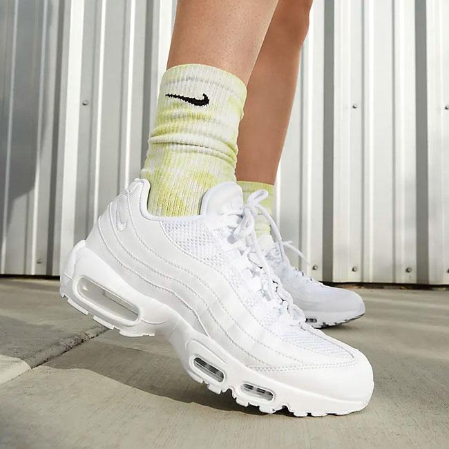 NIKE ナイキ オールホワイト エアマックス 95 W AIR MAX DH8015-100 白