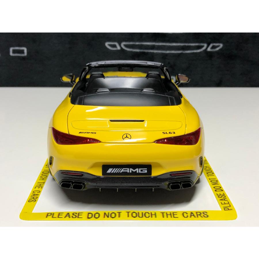 iScale iScale 1/18 Mercedes Benz SL63 AMG (R232) 4MATIC 2022 SUN