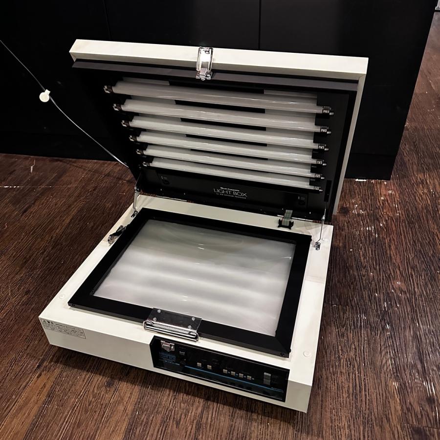 サンハヤト BOX-W10D Light Box 感光基板製作用品大型ライトボックス