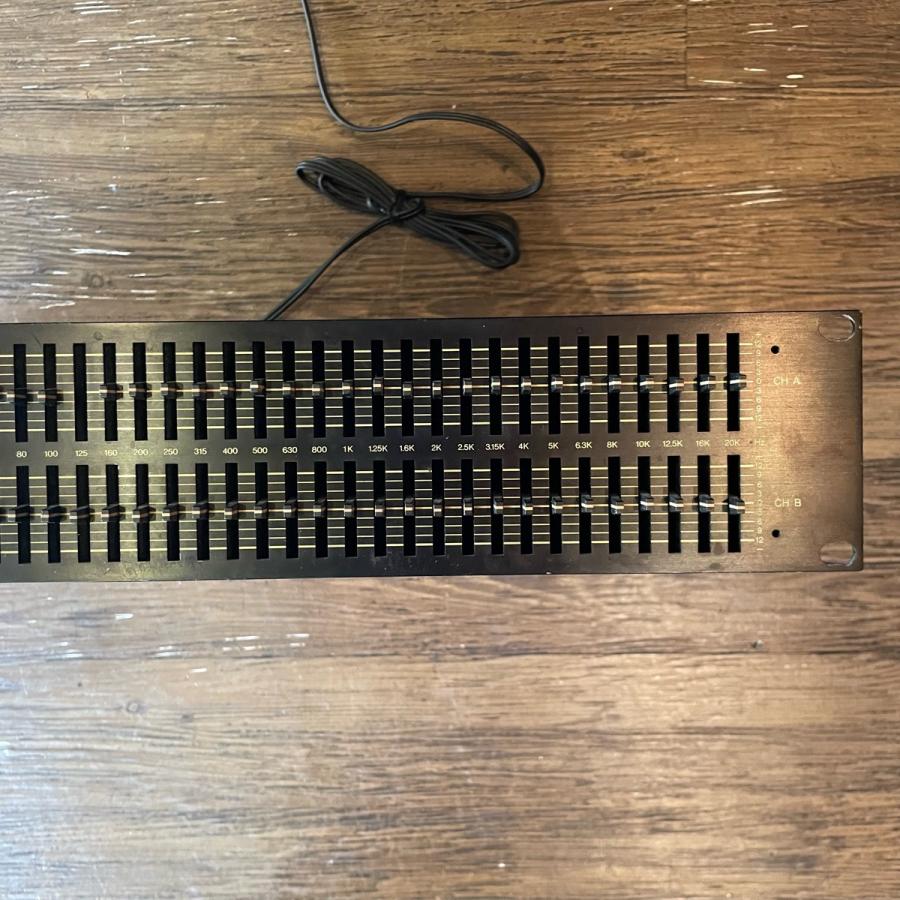 YAMAHA（ヤマハ） Yamaha Q2031 Graphic Equalizer グラフィック