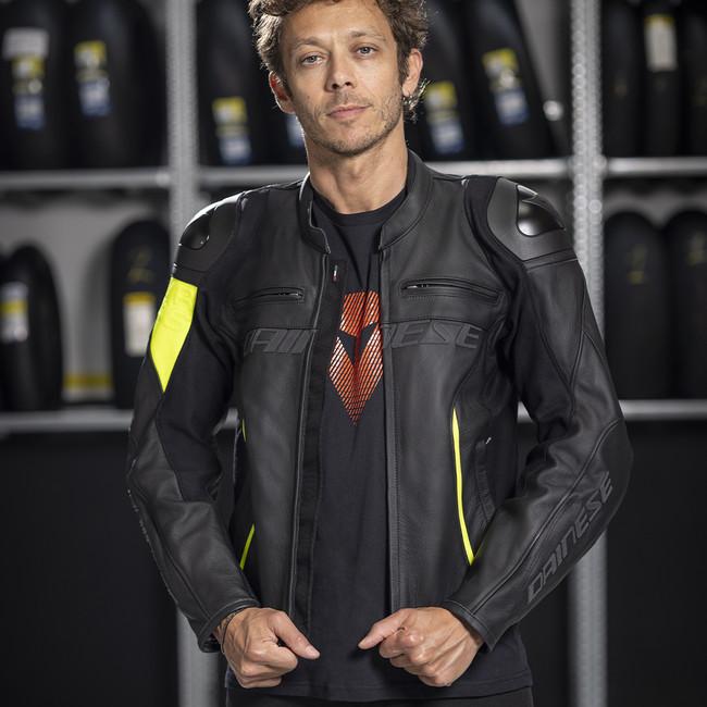 公式】VR46 CURB LEATHER JACKET 安心の修理保証付き DAINESE